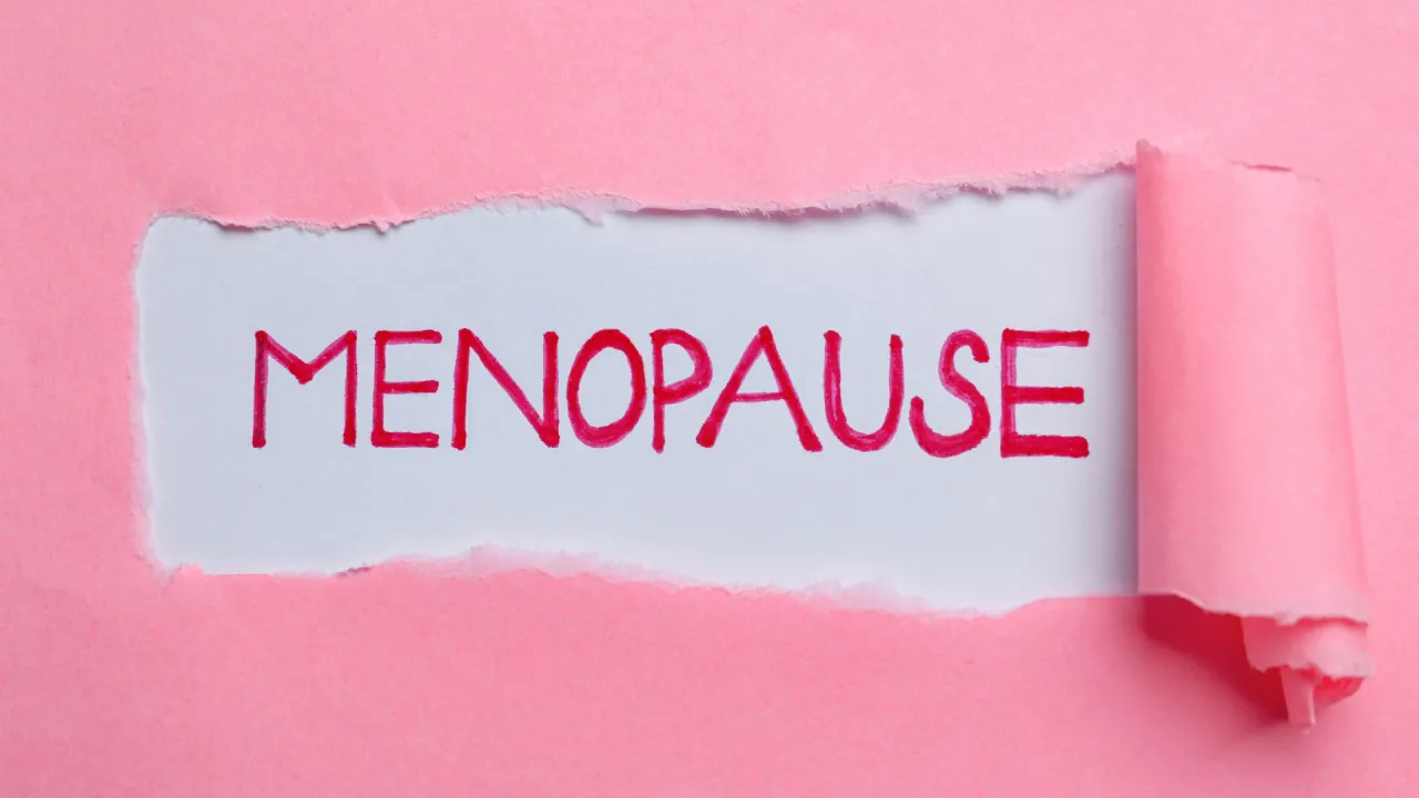 You are currently viewing CBD și menopauza: ce lipsește din cercetare și ce spun ghidurile